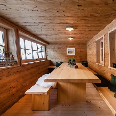 Alojamento de Turismo Selvagem Hammerle Haus Schröcken