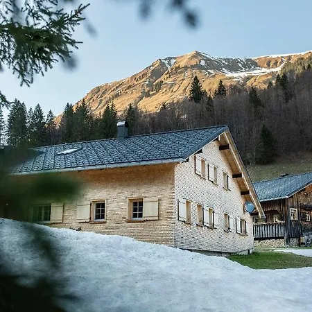 Hammerle Haus Alojamento de Turismo Selvagem *